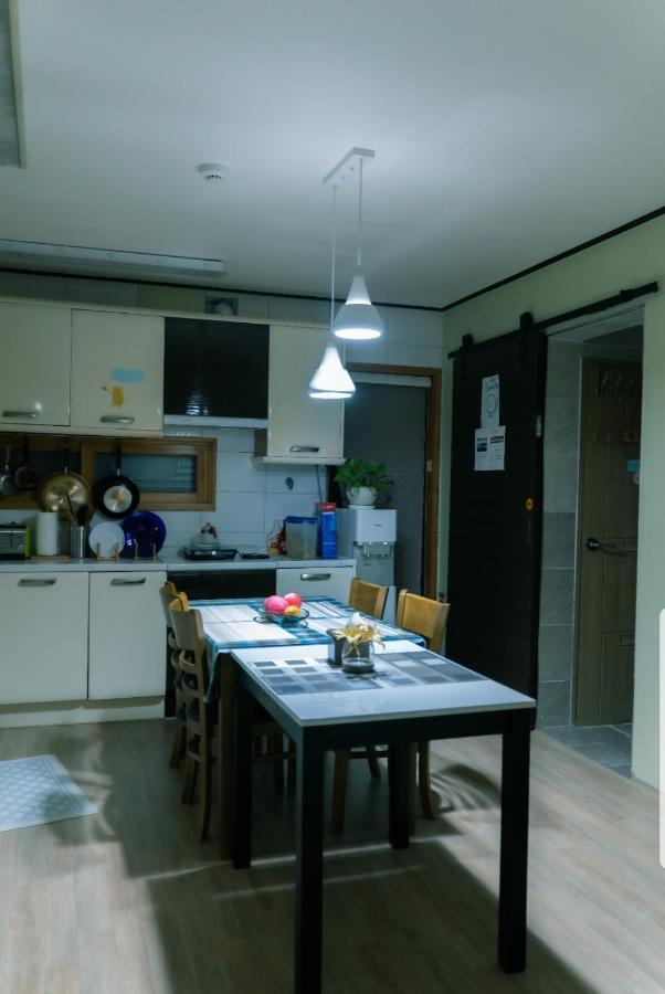 Tongyeong Episode Guesthouse Kültér fotó
